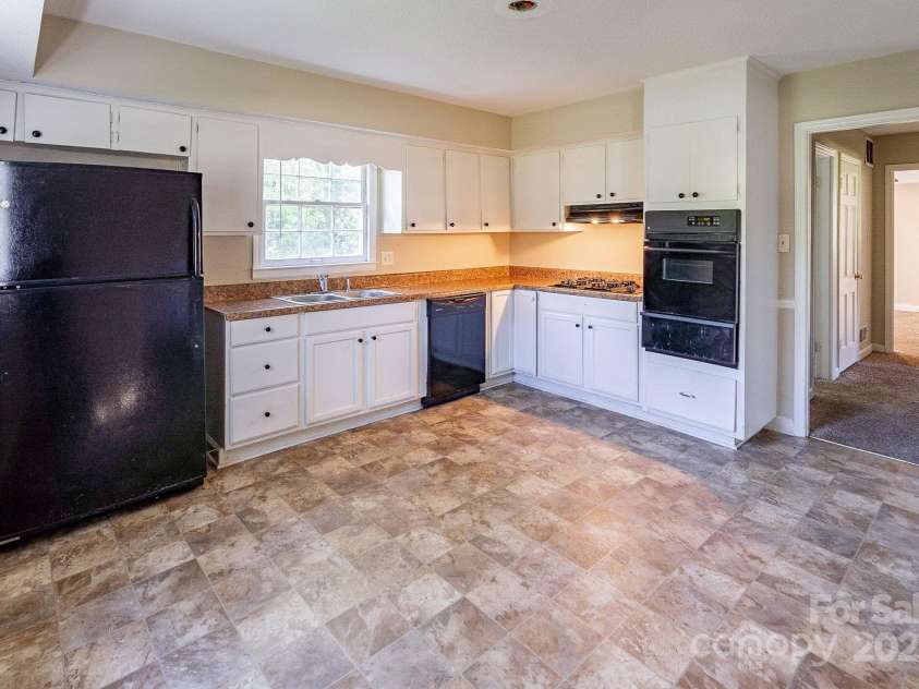 349 Dublin Court, Gastonia, NC 28054.  MLS# CAR4193019, YatesRealty ID 2732. 