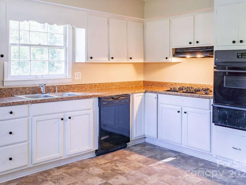 349 Dublin Court, Gastonia, NC 28054.  MLS# CAR4193019, YatesRealty ID 2732. 