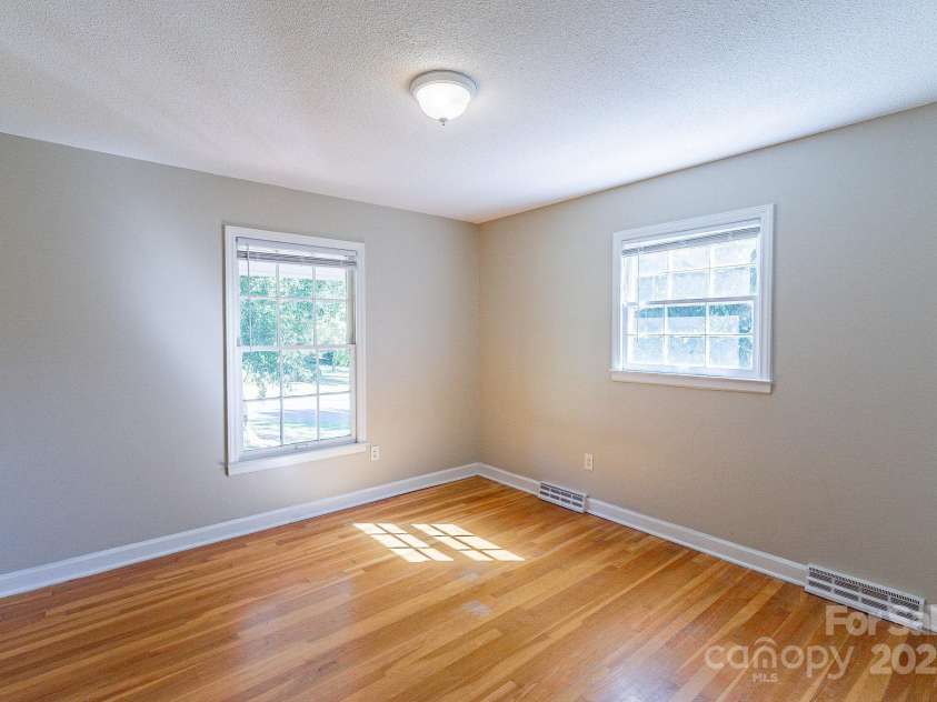 349 Dublin Court, Gastonia, NC 28054.  MLS# CAR4193019, YatesRealty ID 2732. 