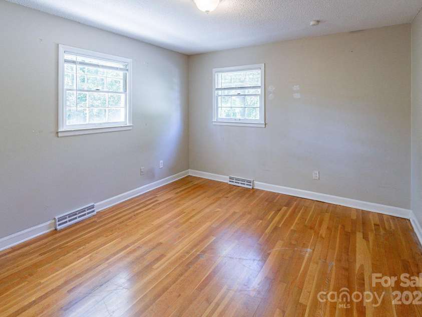 349 Dublin Court, Gastonia, NC 28054.  MLS# CAR4193019, YatesRealty ID 2732. 