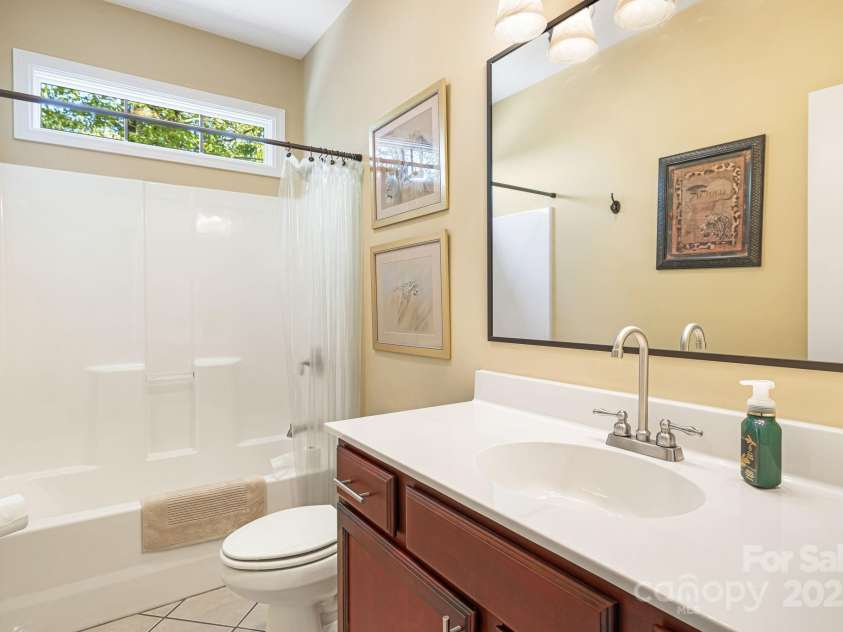 411 Alta Circle, Hendersonville, NC 28739.  MLS# CAR4250586, YatesRealty ID 2732. 