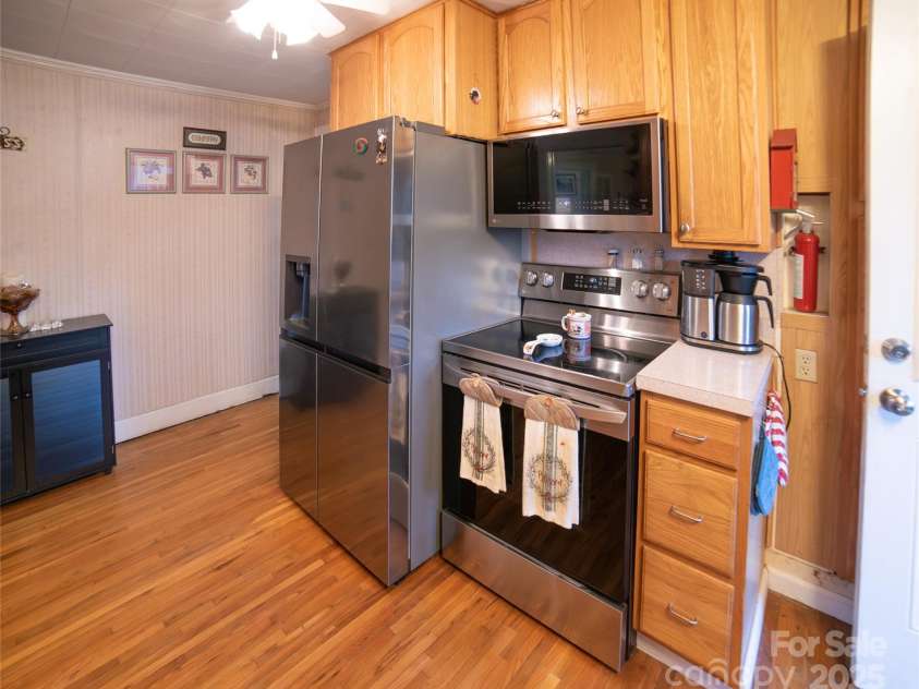 4263 Fox Road, Lenoir, NC 28645.  MLS# CAR4327250, YatesRealty ID 2732. 