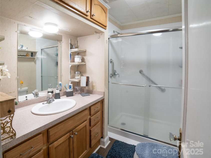 4263 Fox Road, Lenoir, NC 28645.  MLS# CAR4327250, YatesRealty ID 2732. 