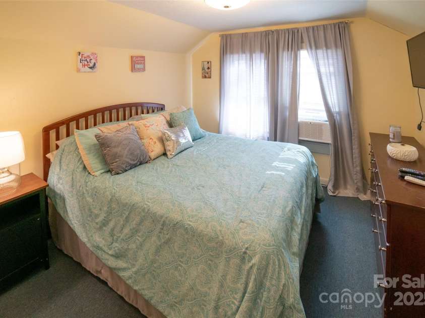 4263 Fox Road, Lenoir, NC 28645.  MLS# CAR4327250, YatesRealty ID 2732. 