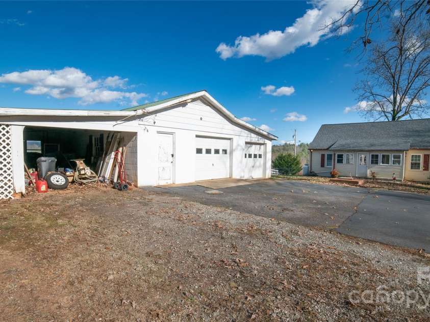 4263 Fox Road, Lenoir, NC 28645.  MLS# CAR4327250, YatesRealty ID 2732. 