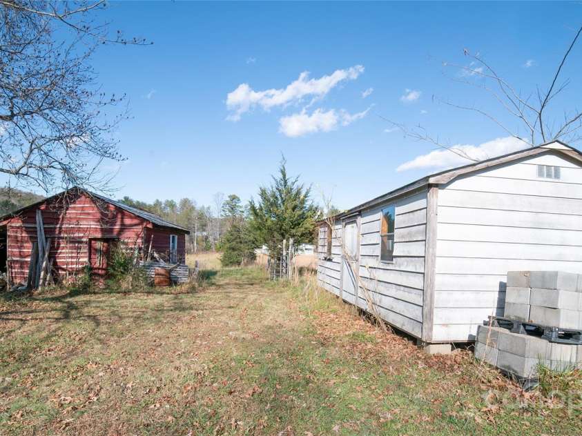 4263 Fox Road, Lenoir, NC 28645.  MLS# CAR4327250, YatesRealty ID 2732. 