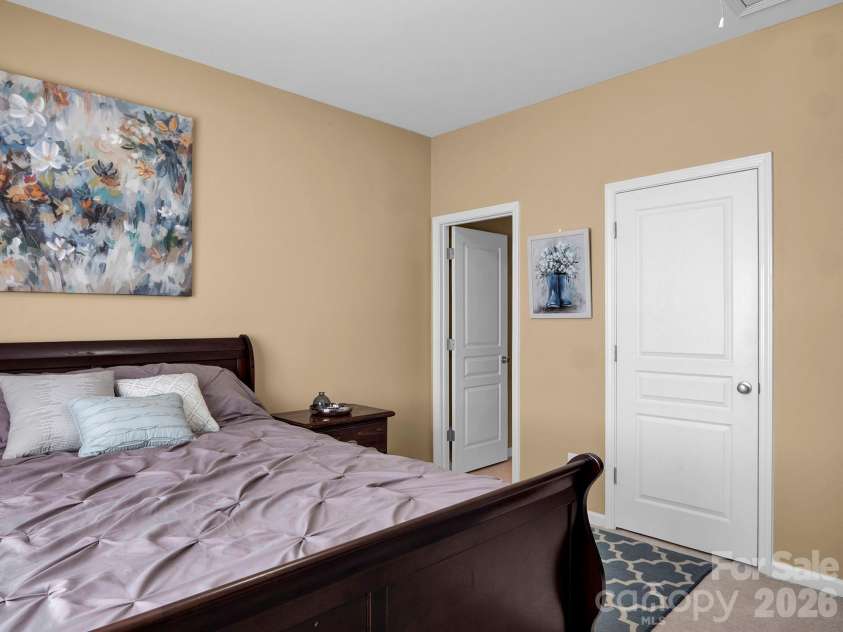 8444 Brookings Drive, Charlotte, NC 28269.  MLS# CAR4373554, YatesRealty ID 27320. 
