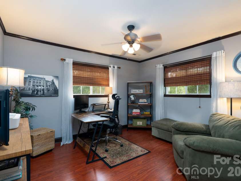 1018 Kentucky Street, Kannapolis, NC 28083.  MLS# CAR4386943, YatesRealty ID 27321. 