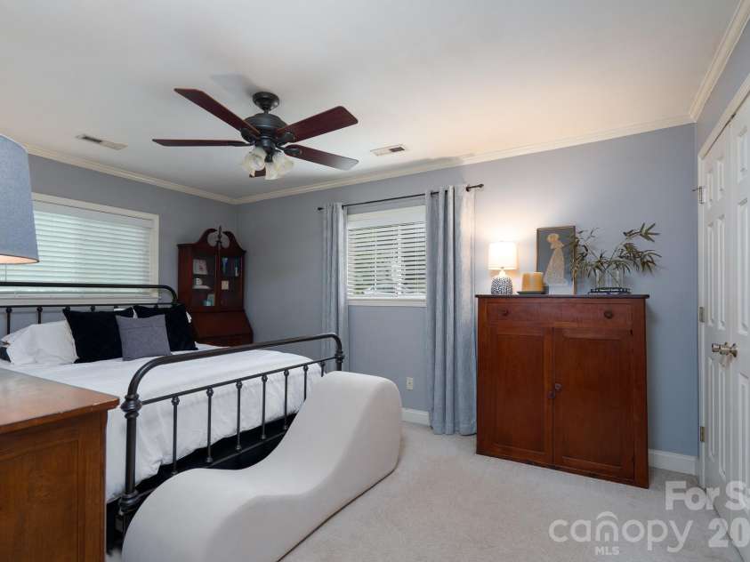 1018 Kentucky Street, Kannapolis, NC 28083.  MLS# CAR4386943, YatesRealty ID 27321. 