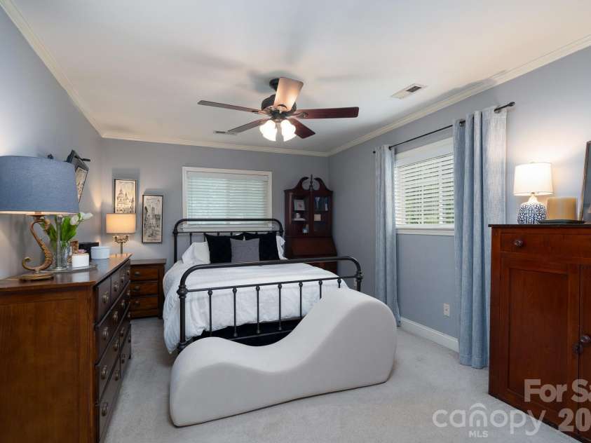 1018 Kentucky Street, Kannapolis, NC 28083.  MLS# CAR4386943, YatesRealty ID 27321. 