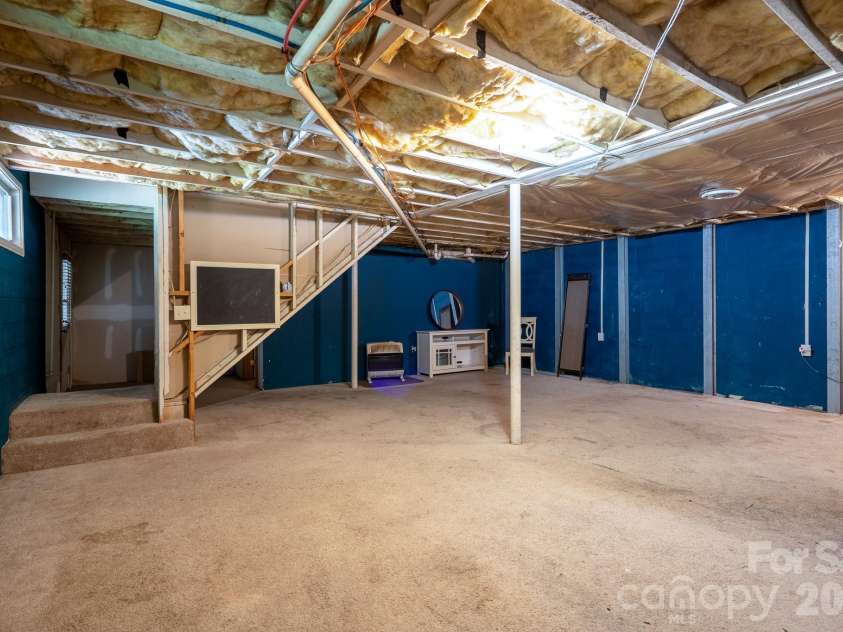 1018 Kentucky Street, Kannapolis, NC 28083.  MLS# CAR4386943, YatesRealty ID 27321. 