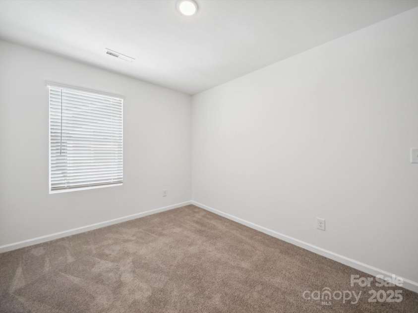 125 Fosters Glen Place, Mooresville, NC 28115.  MLS# CAR4270136, YatesRealty ID 27321. 