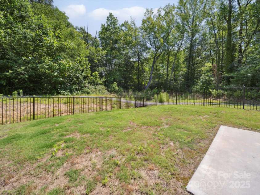 125 Fosters Glen Place, Mooresville, NC 28115.  MLS# CAR4270136, YatesRealty ID 27321. 
