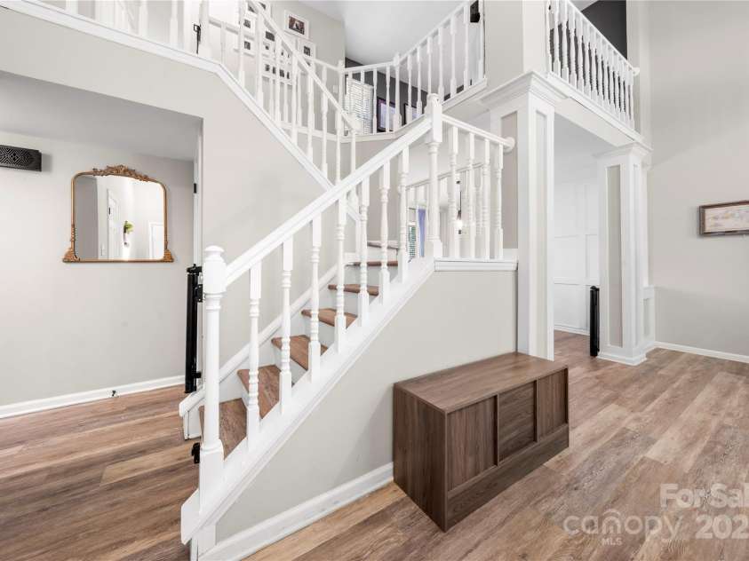 13101 Seascape Lane, Charlotte, NC 28278.  MLS# CAR4276893, YatesRealty ID 27322. 