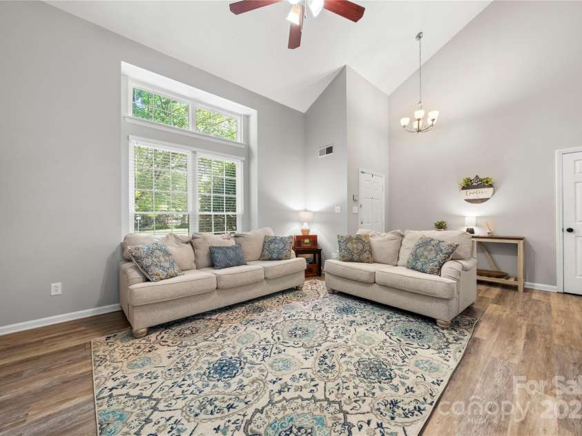 13101 Seascape Lane, Charlotte, NC 28278.  MLS# CAR4276893, YatesRealty ID 27322. 