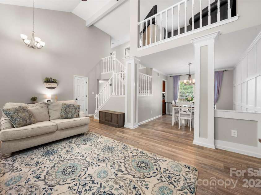 13101 Seascape Lane, Charlotte, NC 28278.  MLS# CAR4276893, YatesRealty ID 27322. 