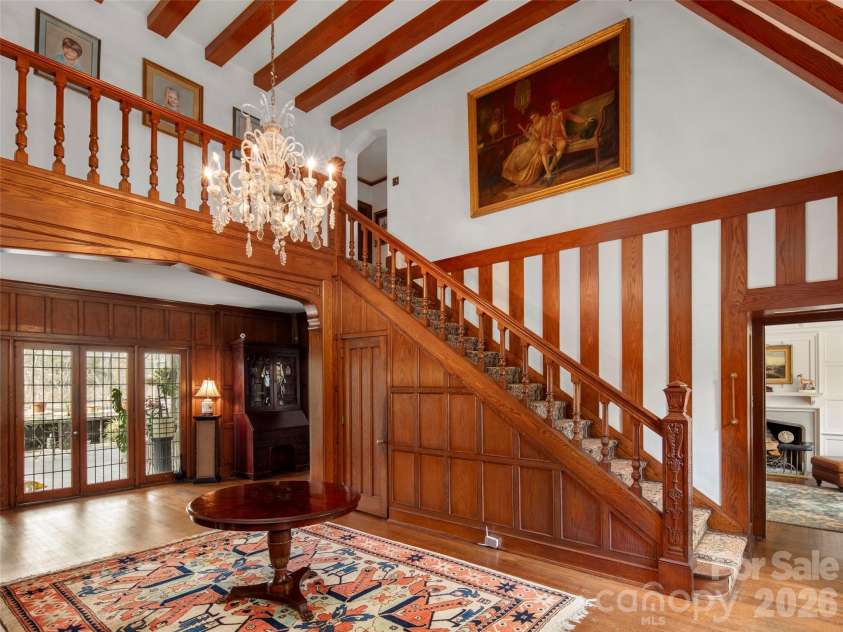 436 Vanderbilt Road, Biltmore Forest, NC 28803.  MLS# CAR4383346, YatesRealty ID 27322. 