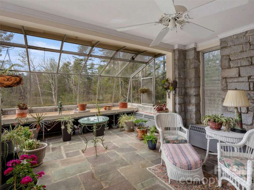 436 Vanderbilt Road, Biltmore Forest, NC 28803.  MLS# CAR4383346, YatesRealty ID 27322. 