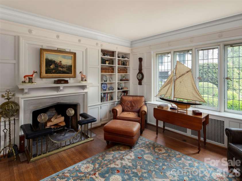 436 Vanderbilt Road, Biltmore Forest, NC 28803.  MLS# CAR4383346, YatesRealty ID 27322. 