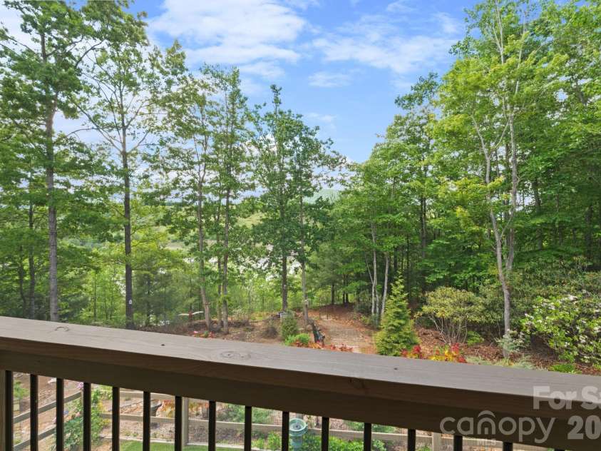 142 Highland Cove, West Jefferson, NC 28694.  MLS# CAR4387566, YatesRealty ID 27323. 