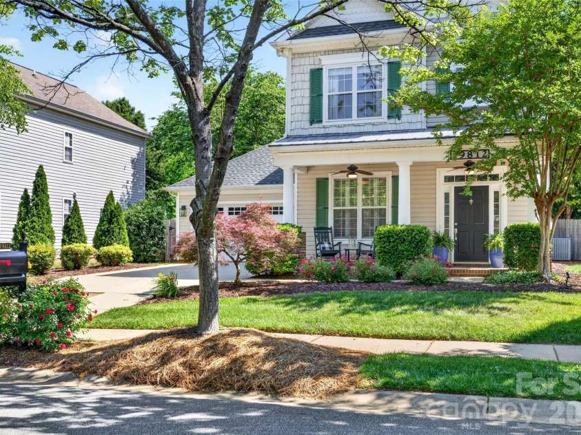 19812 Madison Village Drive, Cornelius, NC 28031.  MLS# CAR4384388, YatesRealty ID 27324. 
