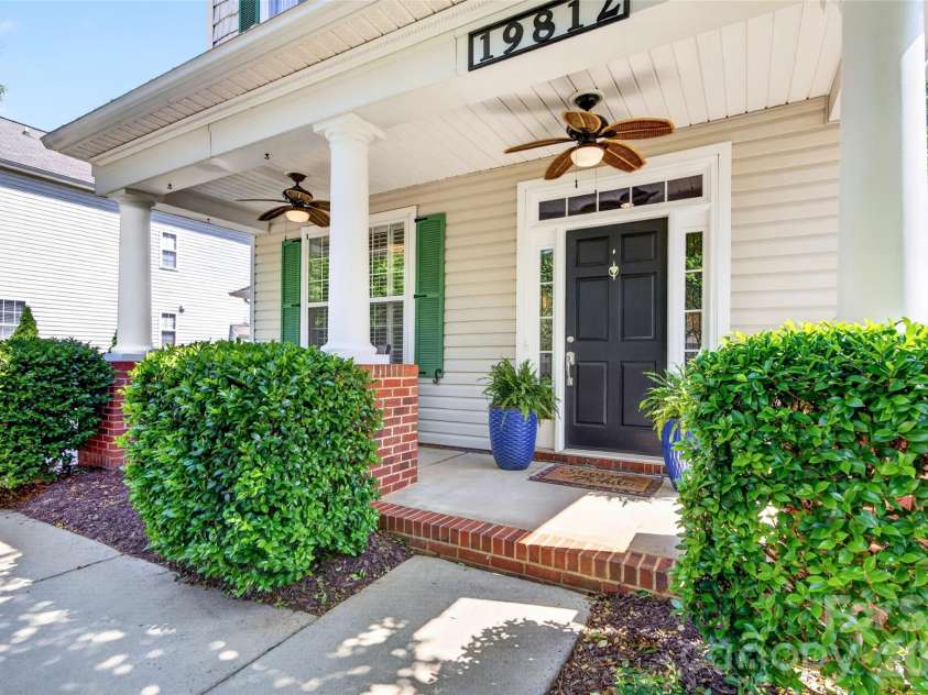 19812 Madison Village Drive, Cornelius, NC 28031.  MLS# CAR4384388, YatesRealty ID 27324. 