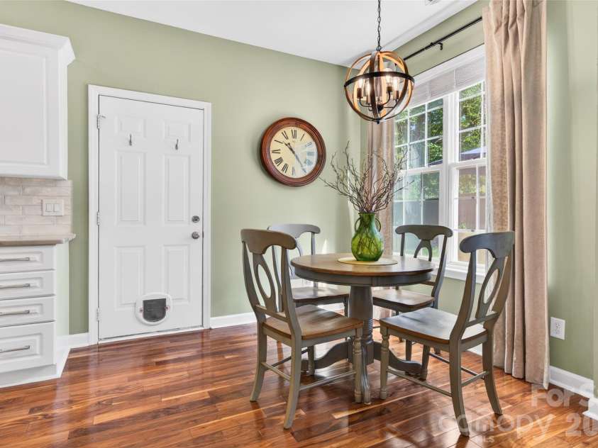 19812 Madison Village Drive, Cornelius, NC 28031.  MLS# CAR4384388, YatesRealty ID 27324. 