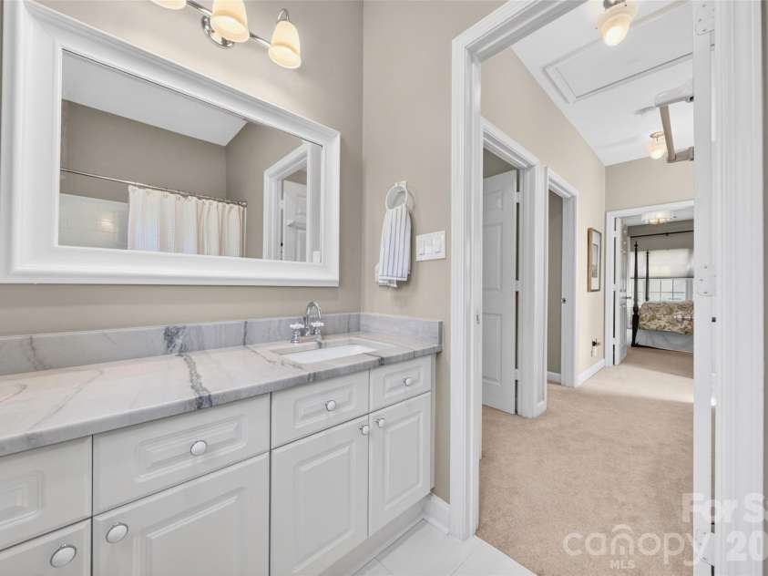 19812 Madison Village Drive, Cornelius, NC 28031.  MLS# CAR4384388, YatesRealty ID 27324. 