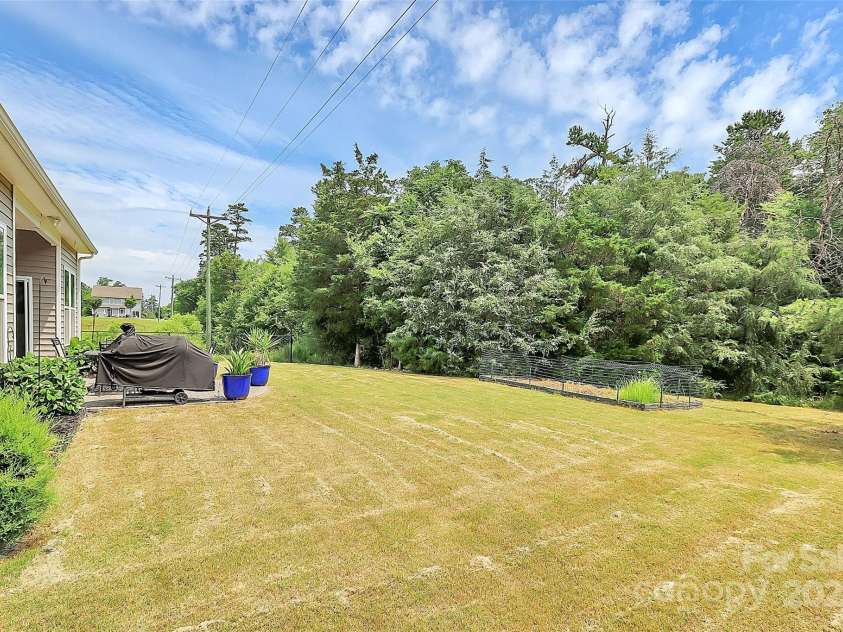 1397 Tupelo Road, Clover, SC 29710.  MLS# CAR4267645, YatesRealty ID 27327. 