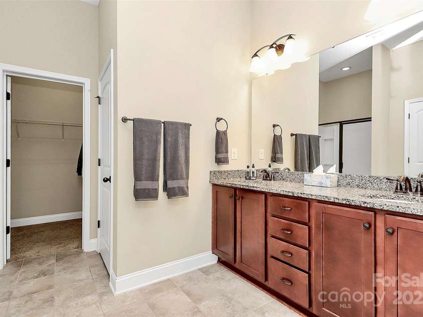 1397 Tupelo Road, Clover, SC 29710.  MLS# CAR4267645, YatesRealty ID 27327. Primary Bathroom