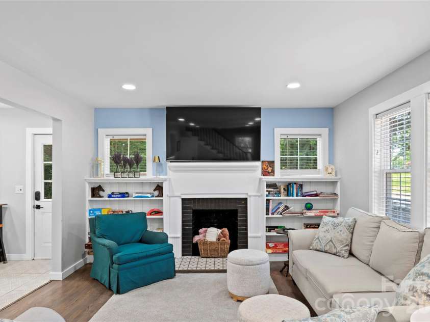 706 Elk Spur Street, Elkin, NC 28621.  MLS# CAR4382447, YatesRealty ID 27327. 