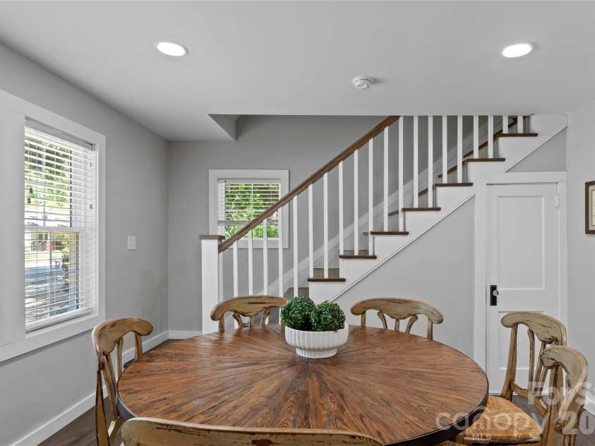 706 Elk Spur Street, Elkin, NC 28621.  MLS# CAR4382447, YatesRealty ID 27327. 