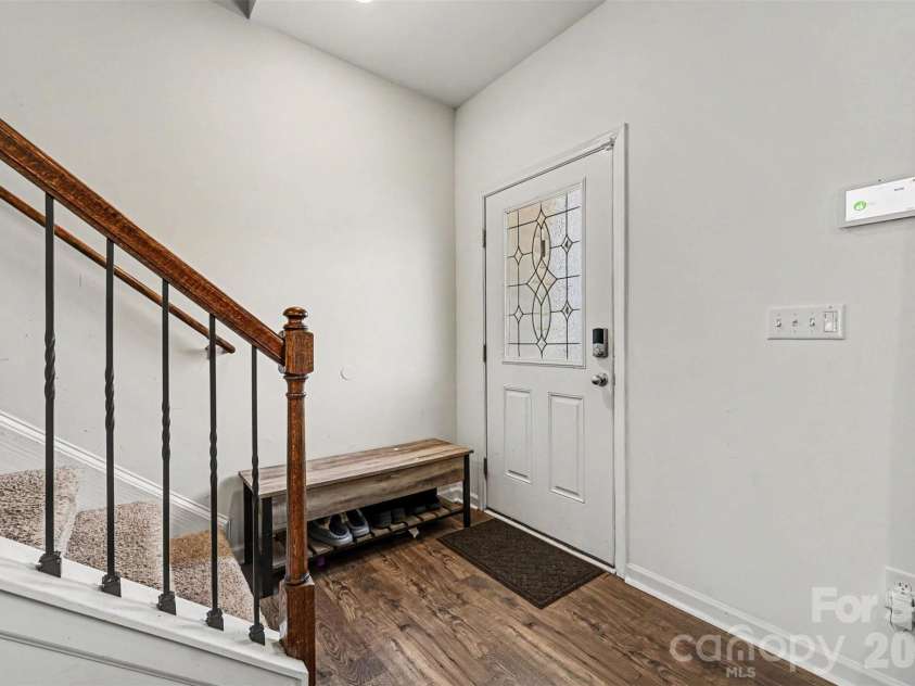7596 Nolen Farm Drive, Gastonia, NC 28056.  MLS# CAR4384911, YatesRealty ID 27329. 