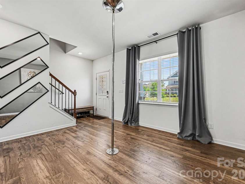 7596 Nolen Farm Drive, Gastonia, NC 28056.  MLS# CAR4384911, YatesRealty ID 27329. 