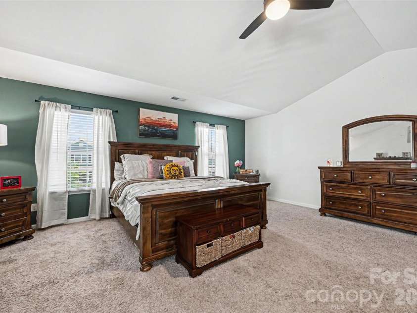 7596 Nolen Farm Drive, Gastonia, NC 28056.  MLS# CAR4384911, YatesRealty ID 27329. 