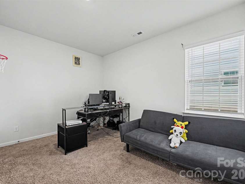 7596 Nolen Farm Drive, Gastonia, NC 28056.  MLS# CAR4384911, YatesRealty ID 27329. 
