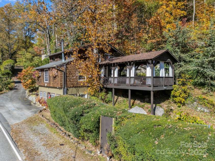 712 Main Street, Chimney Rock, NC 28720.  MLS# CAR4332111, YatesRealty ID 2733. 