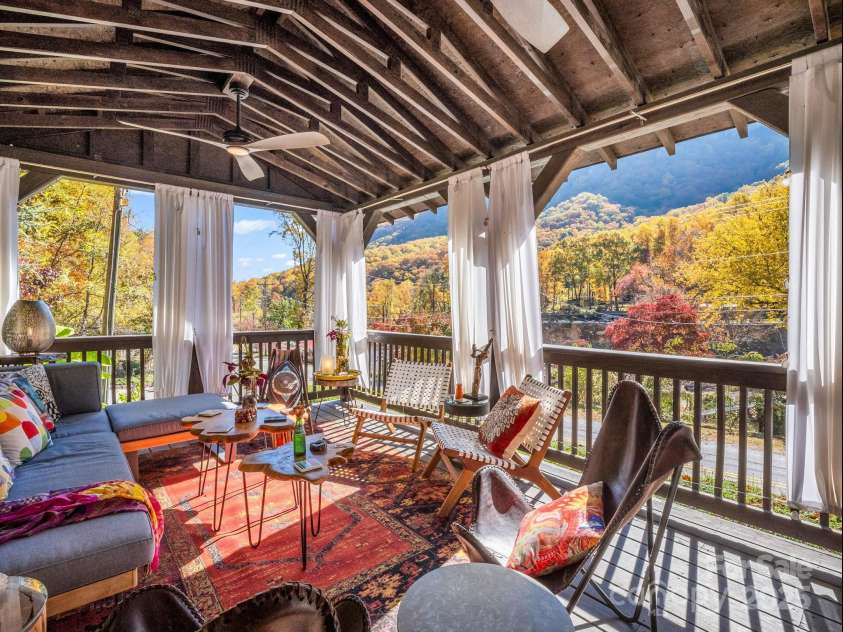 712 Main Street, Chimney Rock, NC 28720.  MLS# CAR4332111, YatesRealty ID 2733. 