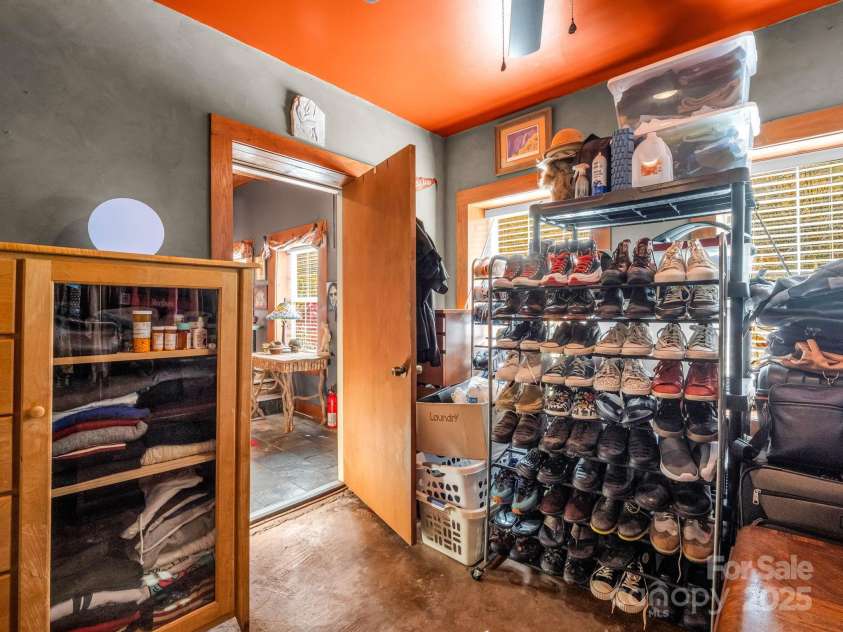 712 Main Street, Chimney Rock, NC 28720.  MLS# CAR4332111, YatesRealty ID 2733. 