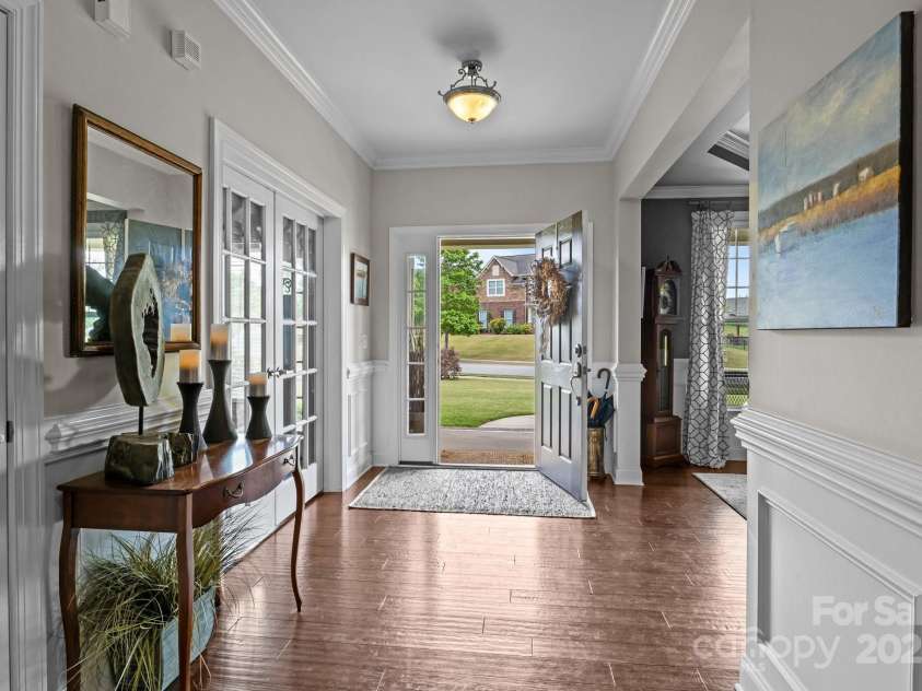 180 Fellspoint Road, Mooresville, NC 28115.  MLS# CAR4275955, YatesRealty ID 27330. 