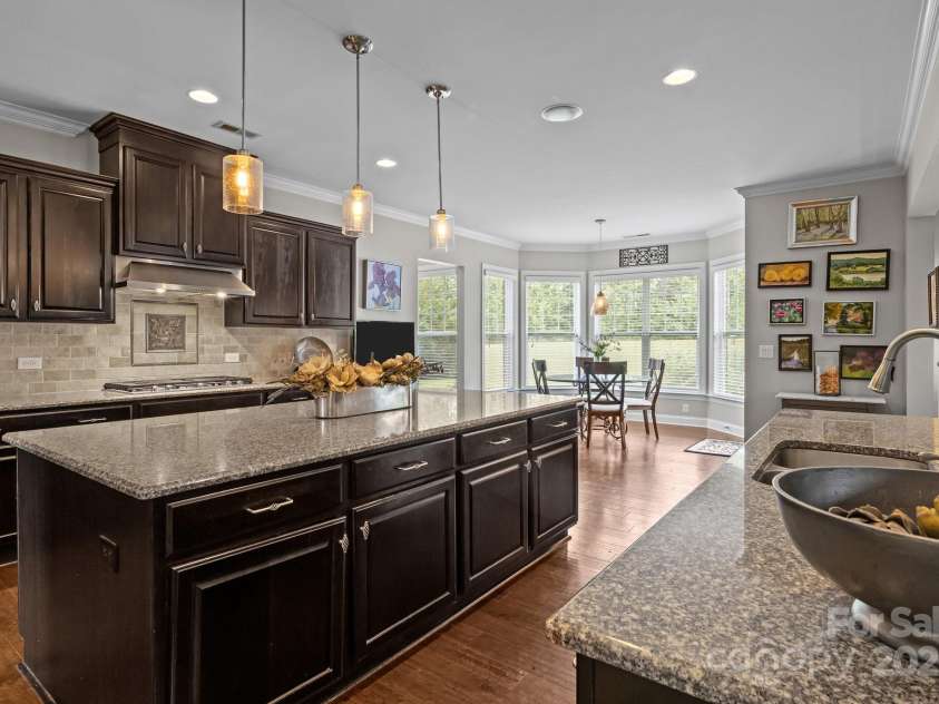 180 Fellspoint Road, Mooresville, NC 28115.  MLS# CAR4275955, YatesRealty ID 27330. 