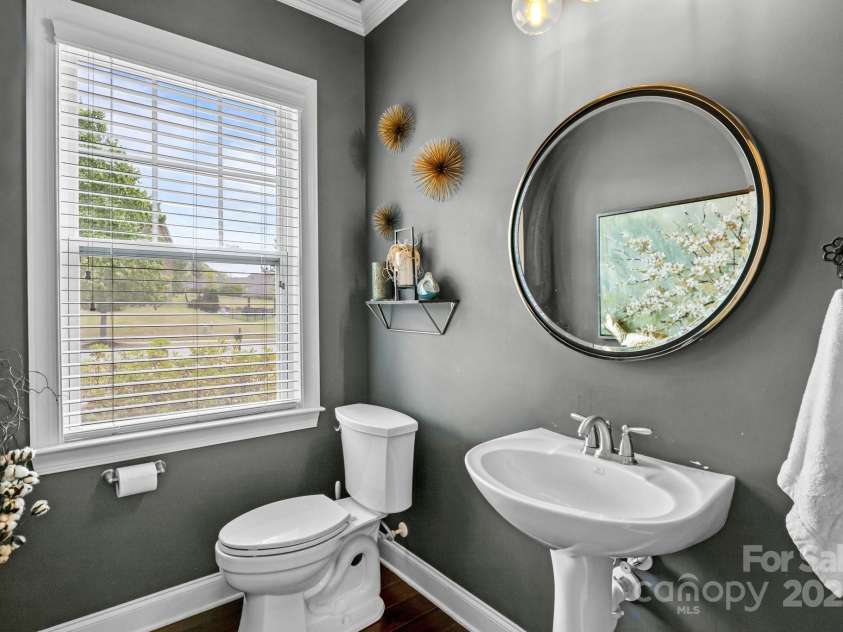 180 Fellspoint Road, Mooresville, NC 28115.  MLS# CAR4275955, YatesRealty ID 27330. 