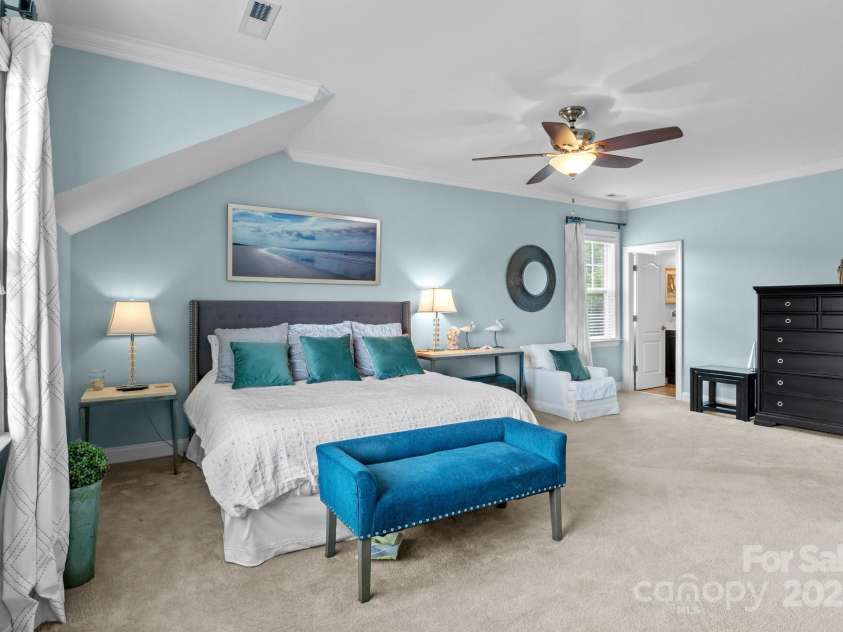 180 Fellspoint Road, Mooresville, NC 28115.  MLS# CAR4275955, YatesRealty ID 27330. 