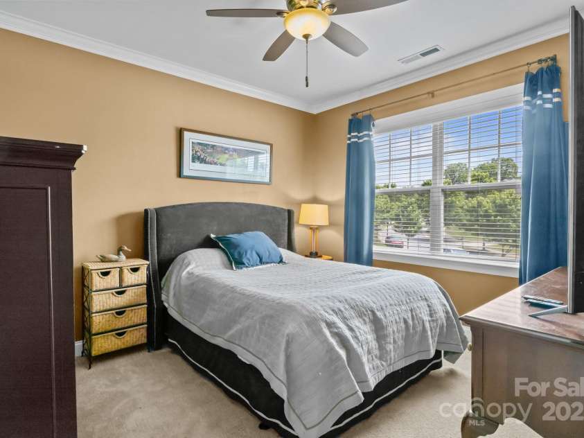 180 Fellspoint Road, Mooresville, NC 28115.  MLS# CAR4275955, YatesRealty ID 27330. 