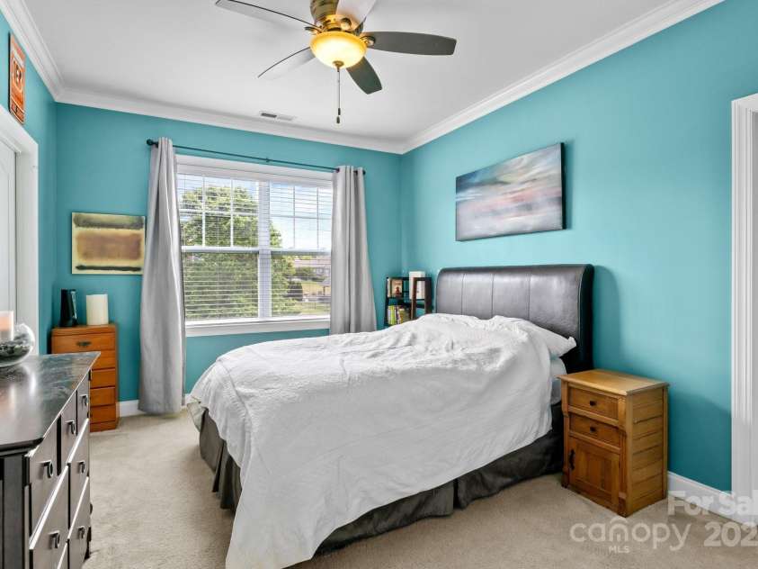 180 Fellspoint Road, Mooresville, NC 28115.  MLS# CAR4275955, YatesRealty ID 27330. 