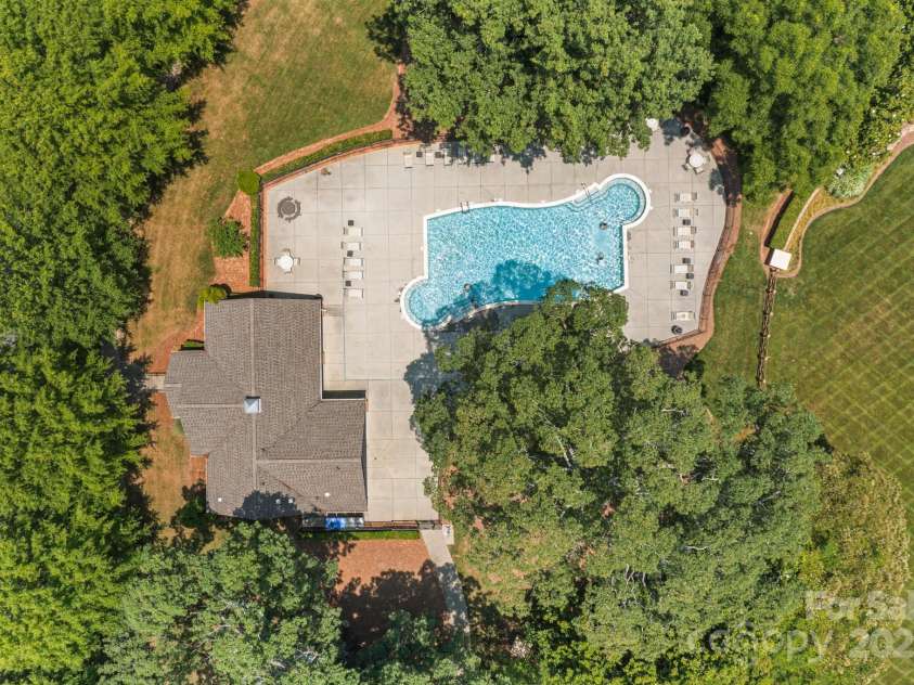 180 Fellspoint Road, Mooresville, NC 28115.  MLS# CAR4275955, YatesRealty ID 27330. 