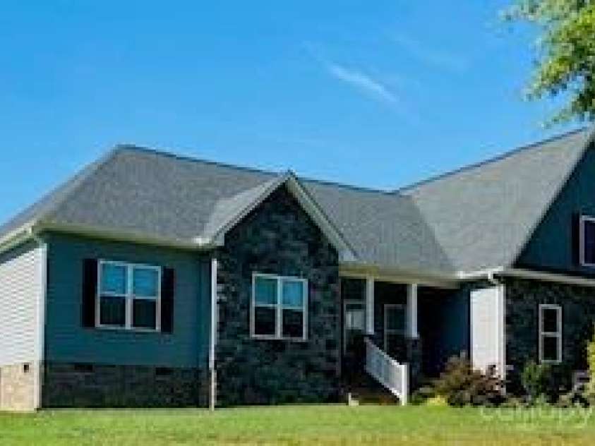 1113 Gillan Drive, Salisbury, NC 28146.  MLS# CAR4280849, YatesRealty ID 27331. Front 2