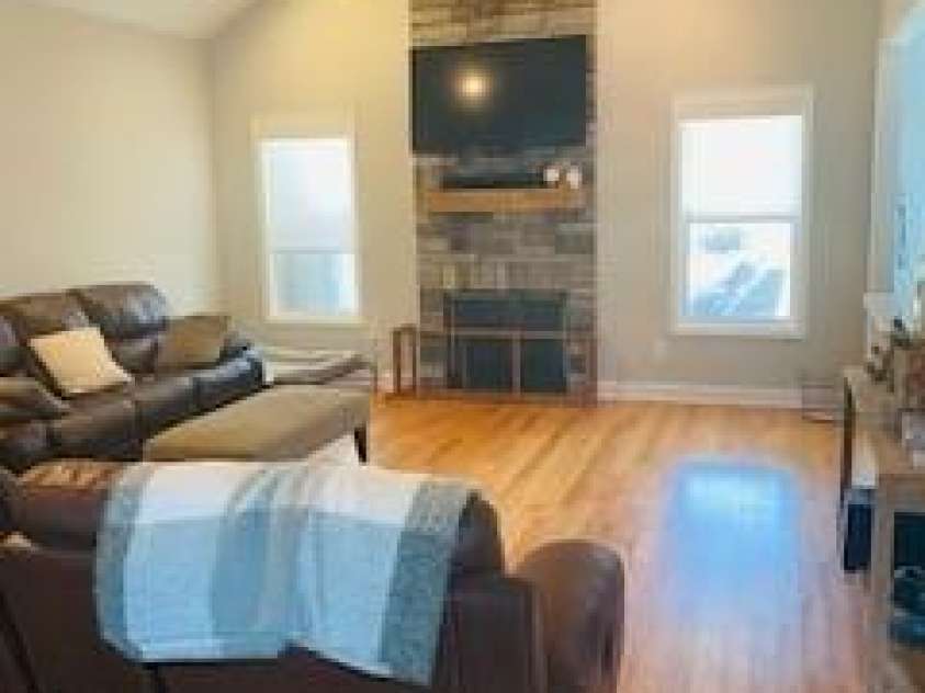 1113 Gillan Drive, Salisbury, NC 28146.  MLS# CAR4280849, YatesRealty ID 27331. Living Room