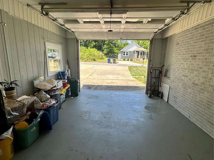 1327 Reid Street, Statesville, NC 28677.  MLS# CAR4368807, YatesRealty ID 27332. 