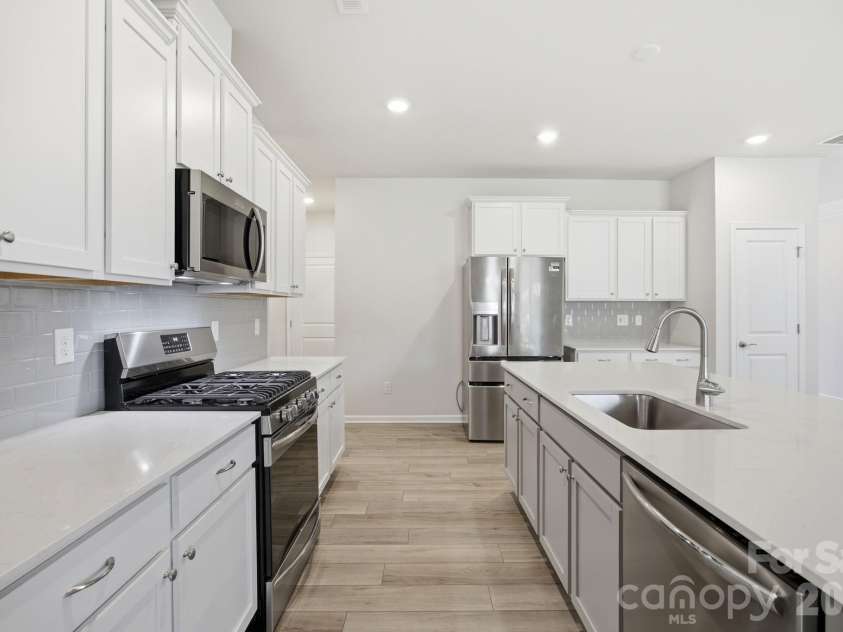 174 White Apple Way, Statesville, NC 28625.  MLS# CAR4383923, YatesRealty ID 27336. 